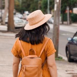 Meet your Posher, Carmen